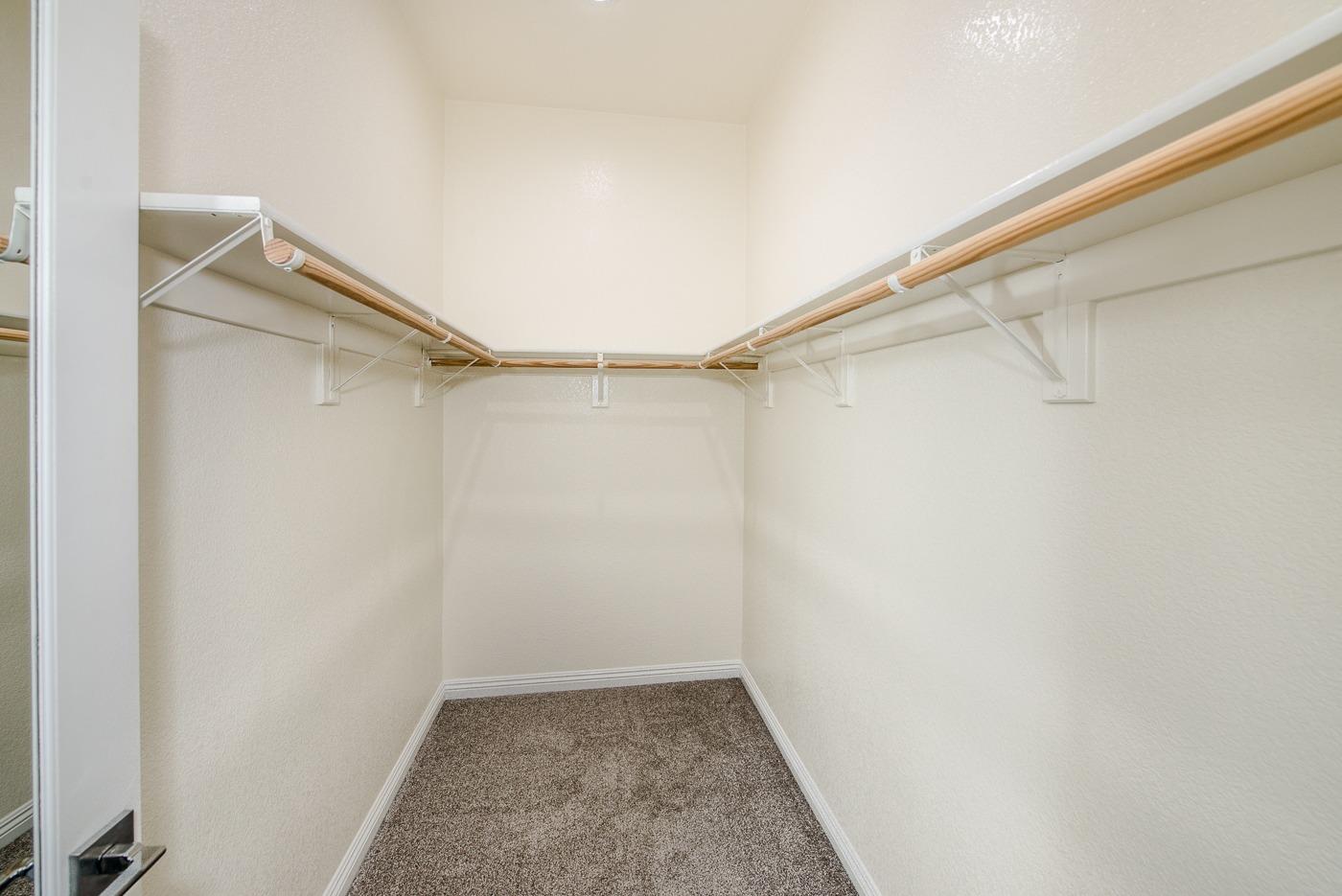 Detail Gallery Image 23 of 37 For 1535 Hutchison Valley Dr, Woodland,  CA 95776 - 3 Beds | 2 Baths