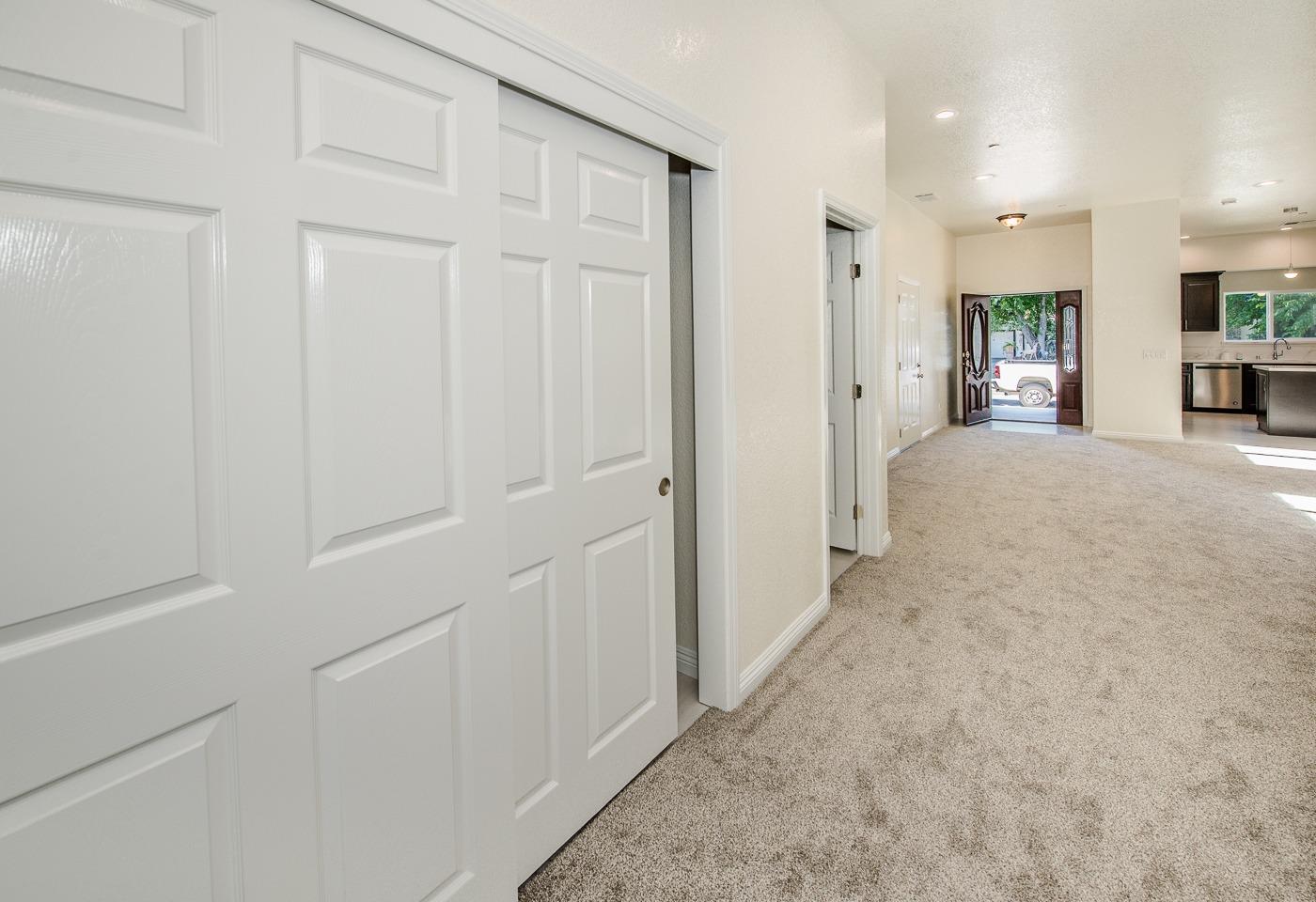 Detail Gallery Image 27 of 37 For 1535 Hutchison Valley Dr, Woodland,  CA 95776 - 3 Beds | 2 Baths