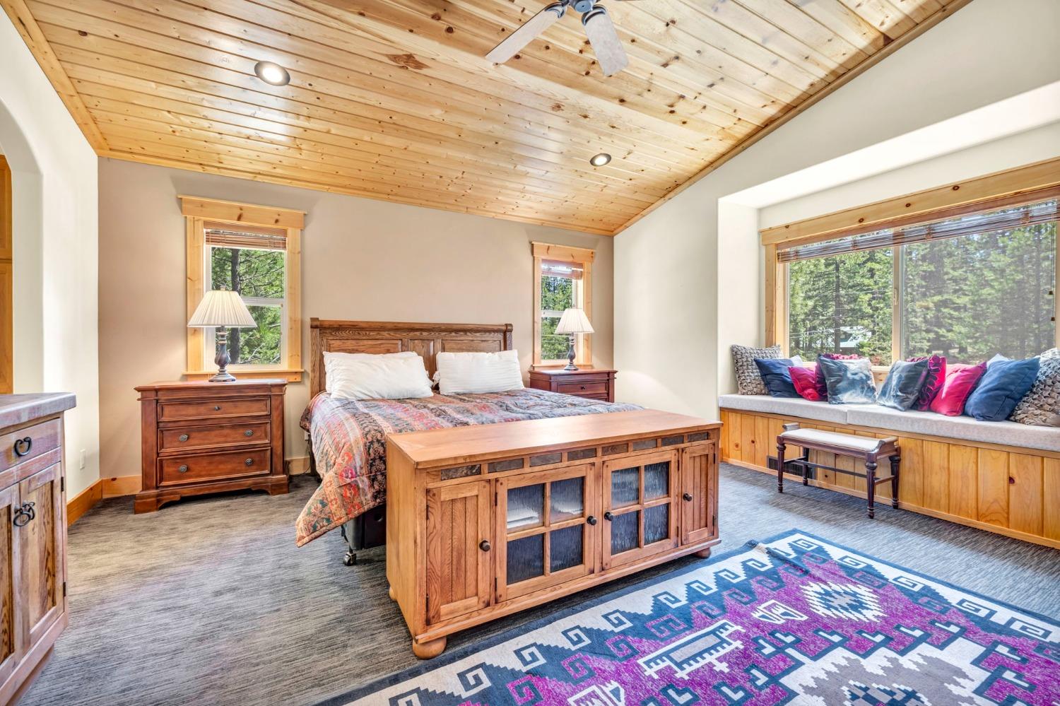 Detail Gallery Image 28 of 98 For 13940 Tyrol Rd, Truckee,  CA 96161 - 4 Beds | 3/1 Baths