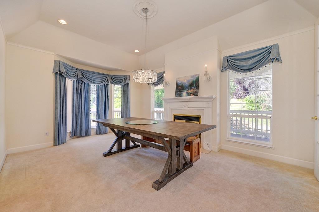 Detail Gallery Image 15 of 72 For 4609 N Creekhaven Rd, Auburn,  CA 95602 - 4 Beds | 2/2 Baths