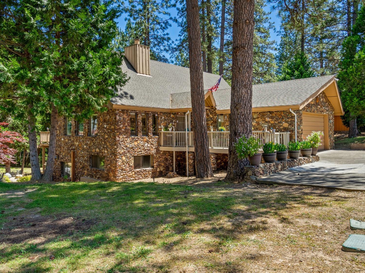 Detail Gallery Image 1 of 49 For 2769 Boardwalk St, Placerville,  CA 95667 - 5 Beds | 2/1 Baths