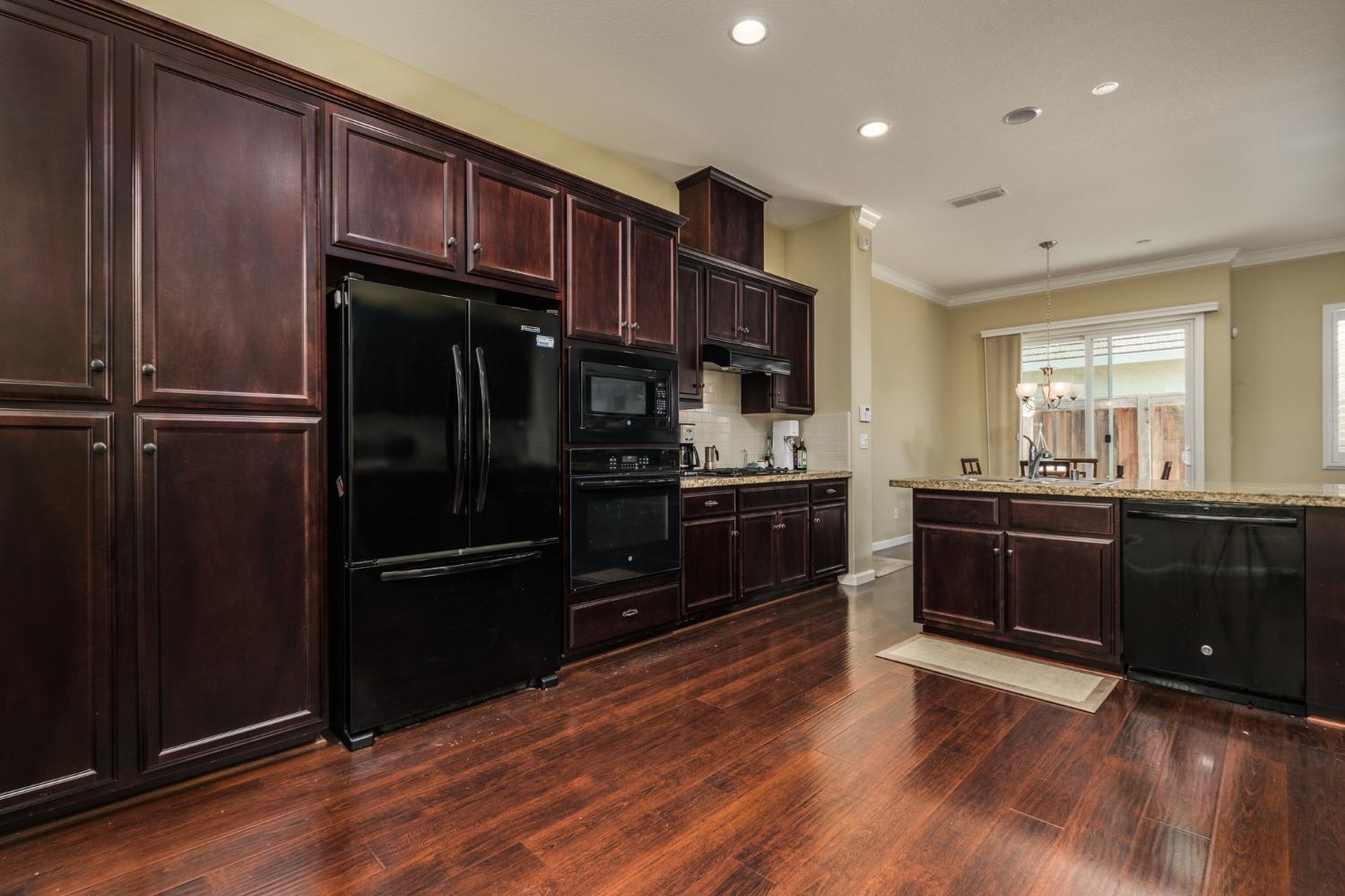 Lido Isle Lane, Sacramento, CA, 95831-5838