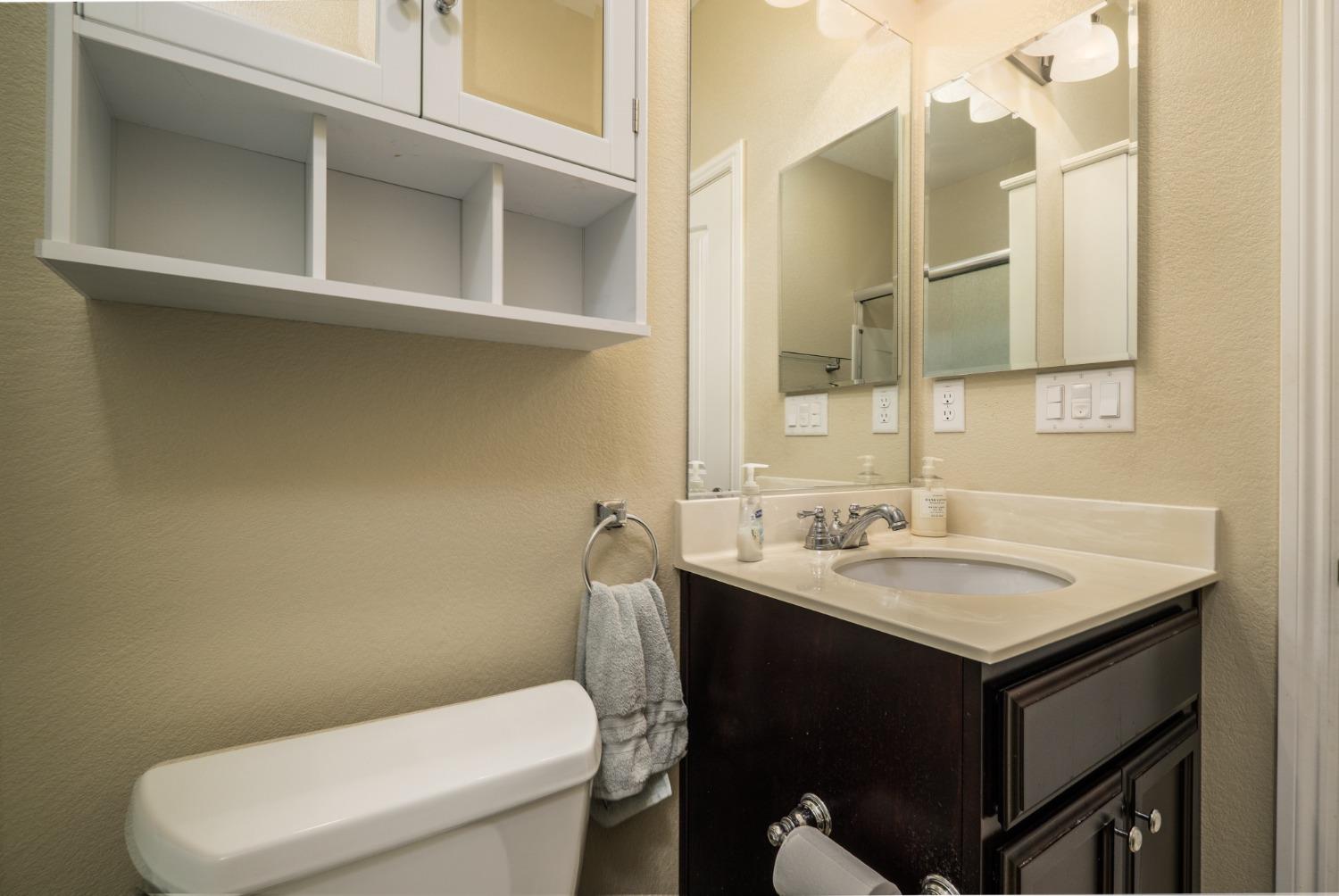 Lido Isle Lane, Sacramento, CA, 95831-5838