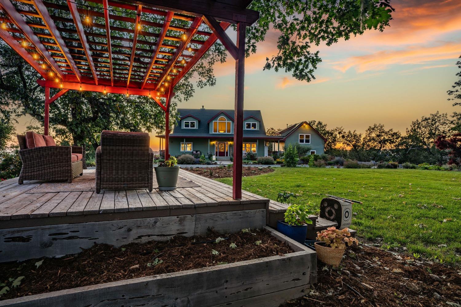 Detail Gallery Image 4 of 72 For 16900 Old Giannini Ranch Rd, Volcano,  CA 95689 - 4 Beds | 3/1 Baths