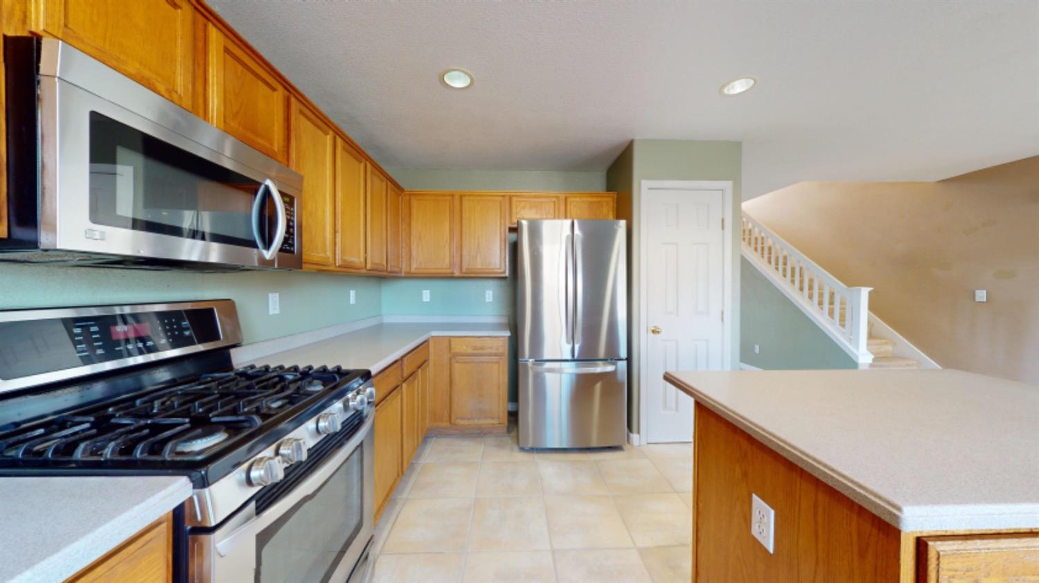 Detail Gallery Image 19 of 55 For 1170 S Highland Ave, Ripon,  CA 95366 - 4 Beds | 2/1 Baths