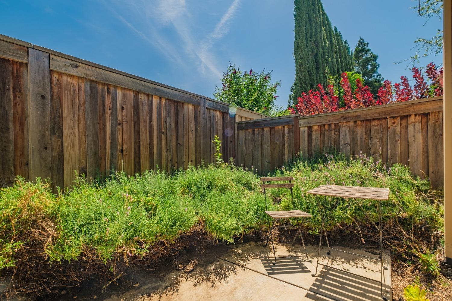 Lido Isle Lane, Sacramento, CA, 95831-5838