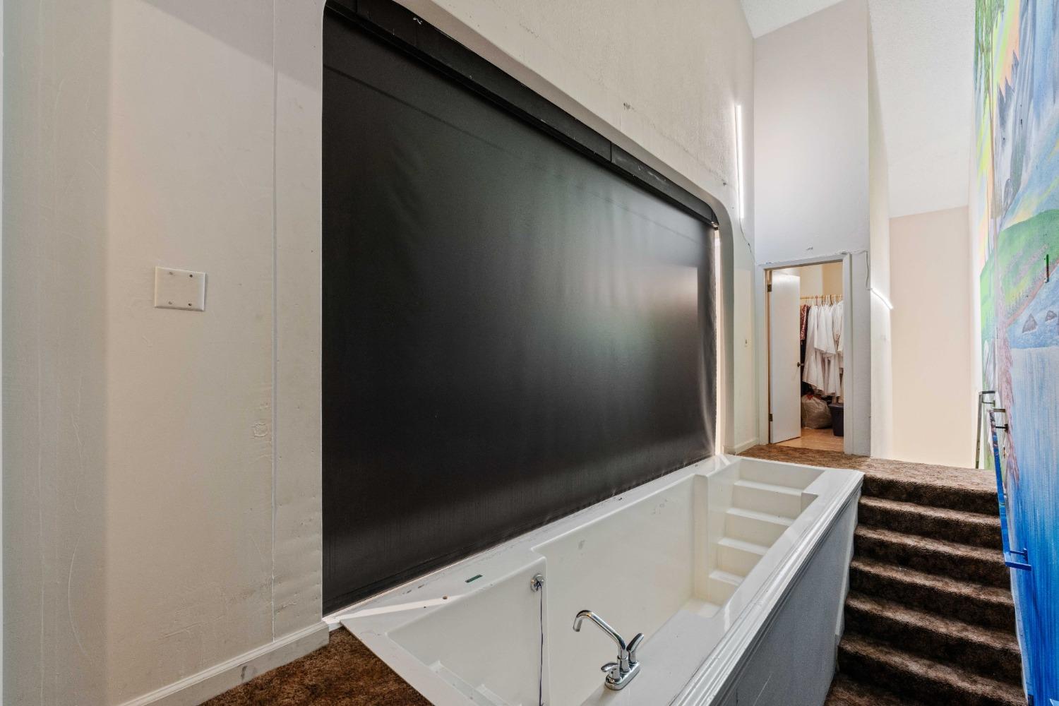 Detail Gallery Image 26 of 66 For 2410 E 15th St, Oakland,  CA 94601 - – Beds | – Baths