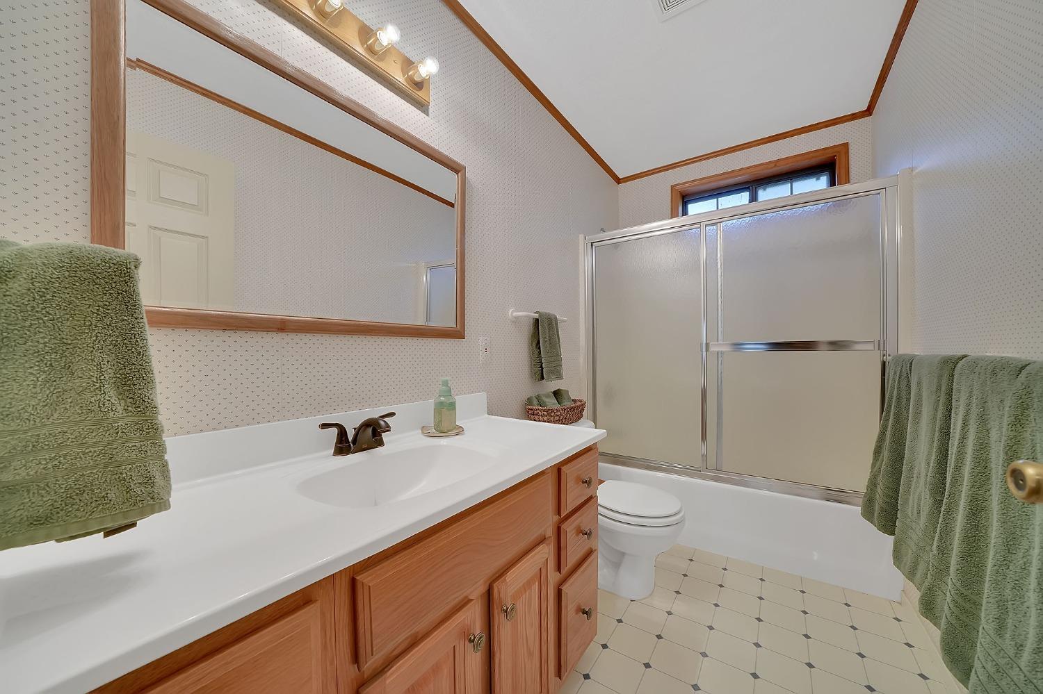 Detail Gallery Image 35 of 65 For 19297 Woodridge Dr, Pioneer,  CA 95666 - 2 Beds | 2 Baths