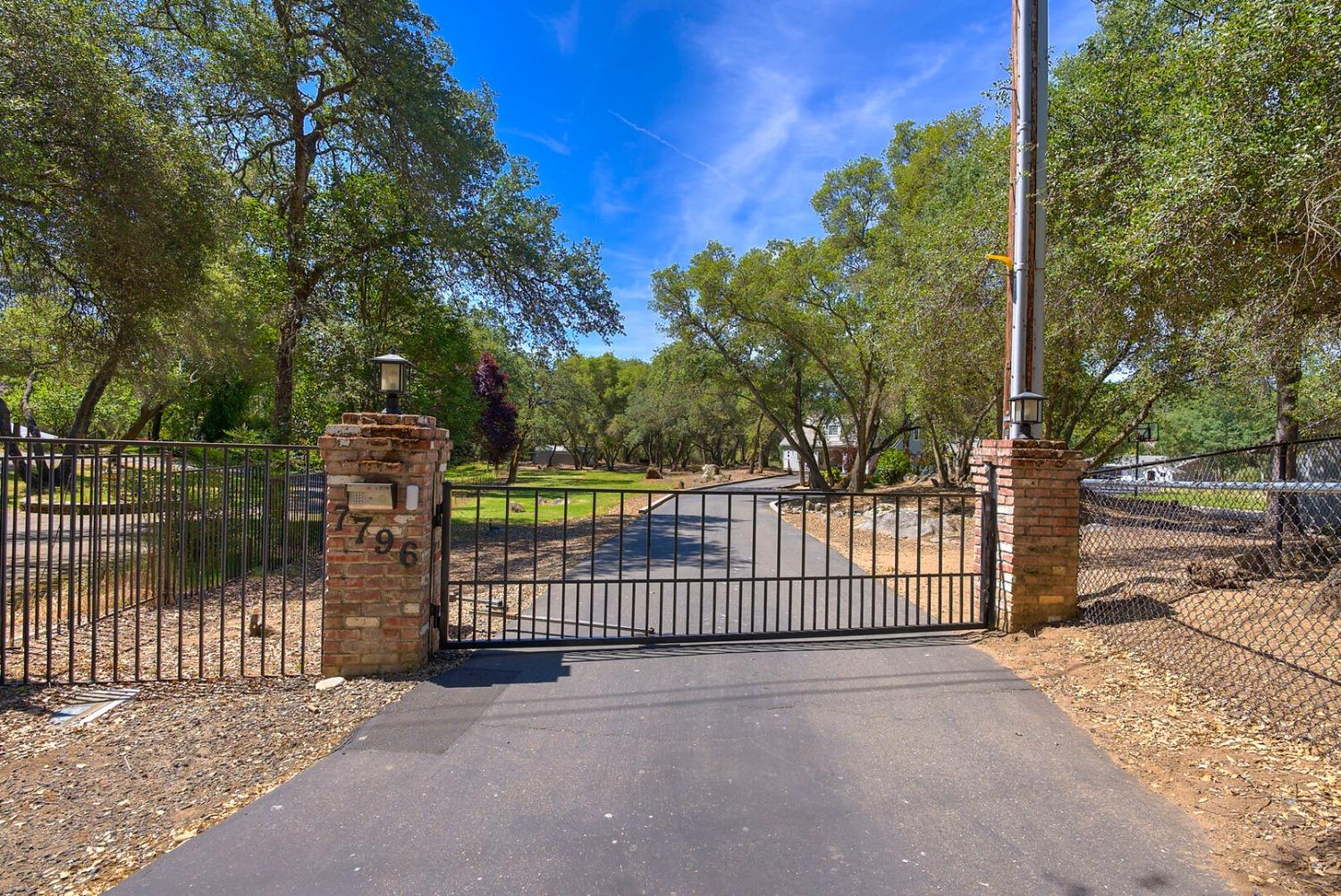 Autumn Lane, Loomis, California image 5