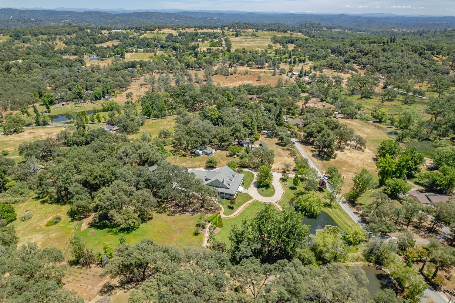 Detail Gallery Image 26 of 67 For 12932 Drummer Way, Grass Valley,  CA 95949 - 3 Beds | 3 Baths