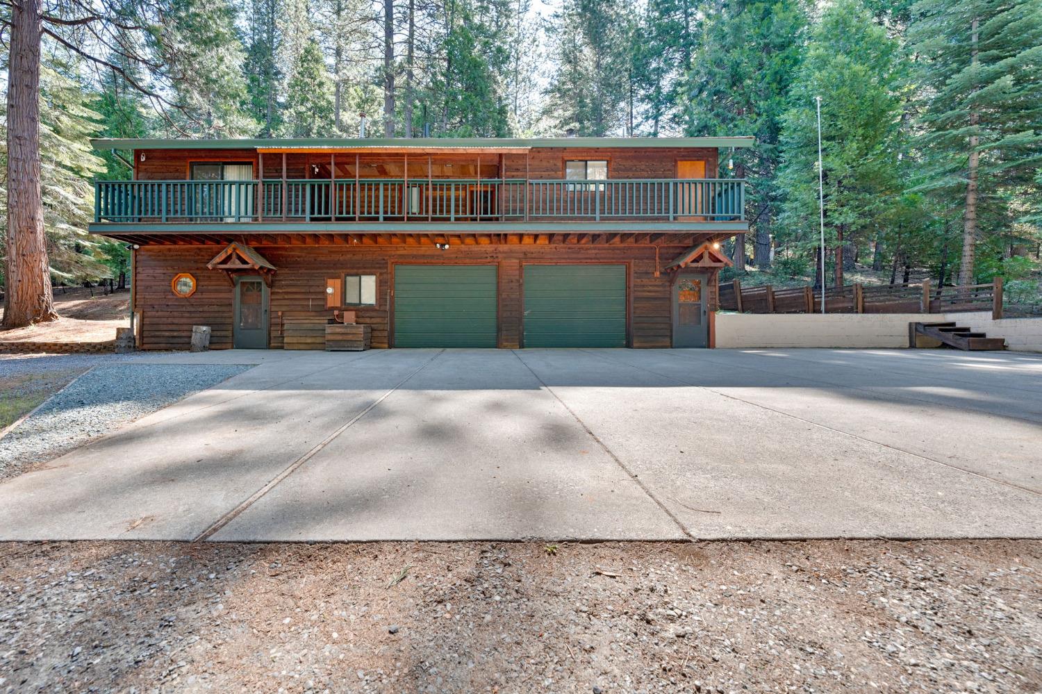 Detail Gallery Image 1 of 1 For 4949 Rainbow Trl, Pollock Pines,  CA 95726 - 3 Beds | 2/1 Baths