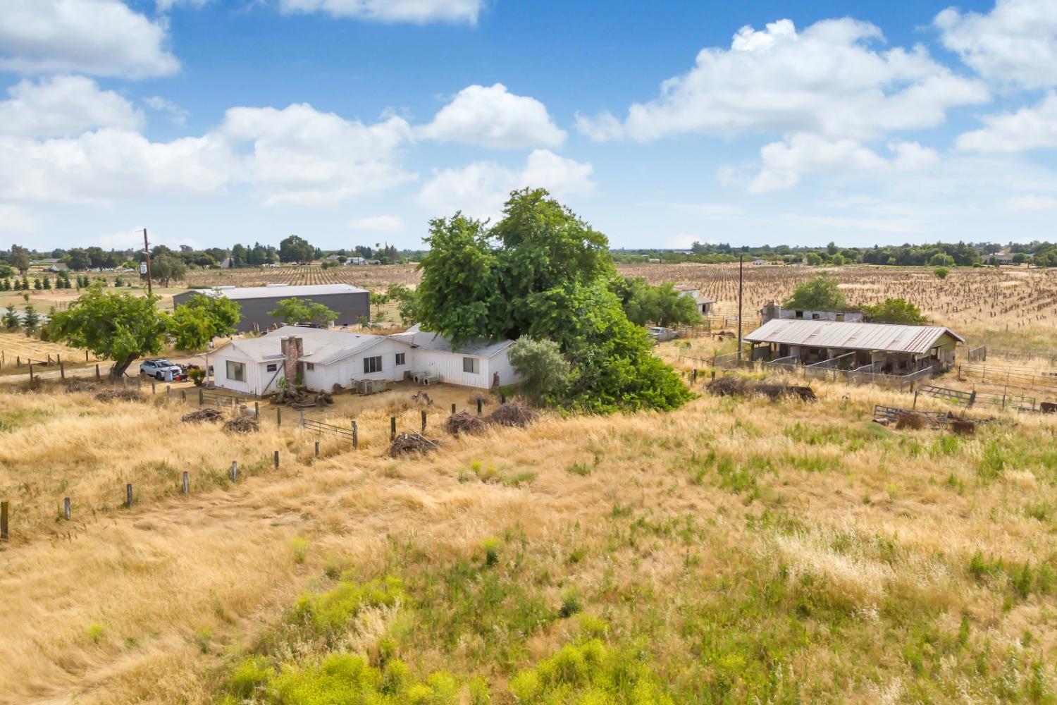 N Elliott Road, Acampo, California image 10