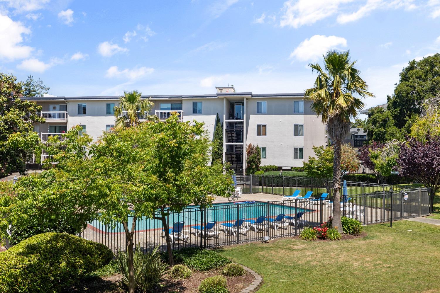 Shorepoint Court #109, Alameda, California image 9