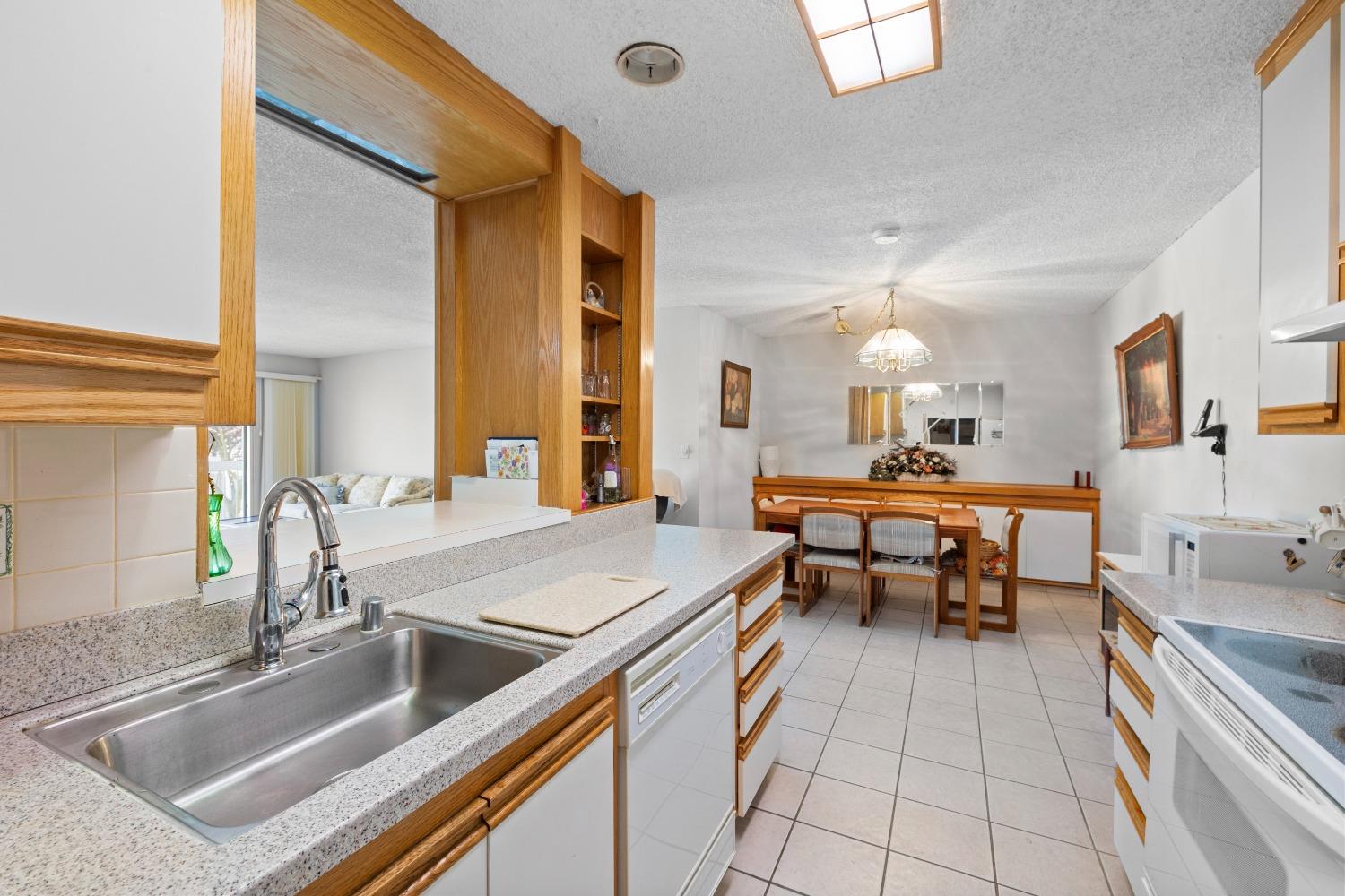 Shorepoint Court #109, Alameda, California image 14