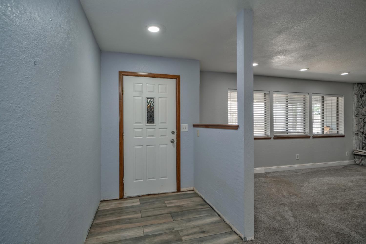 Detail Gallery Image 6 of 38 For 7028 Sugar Pine Dr, Grizzly Flats,  CA 95636 - 3 Beds | 2 Baths