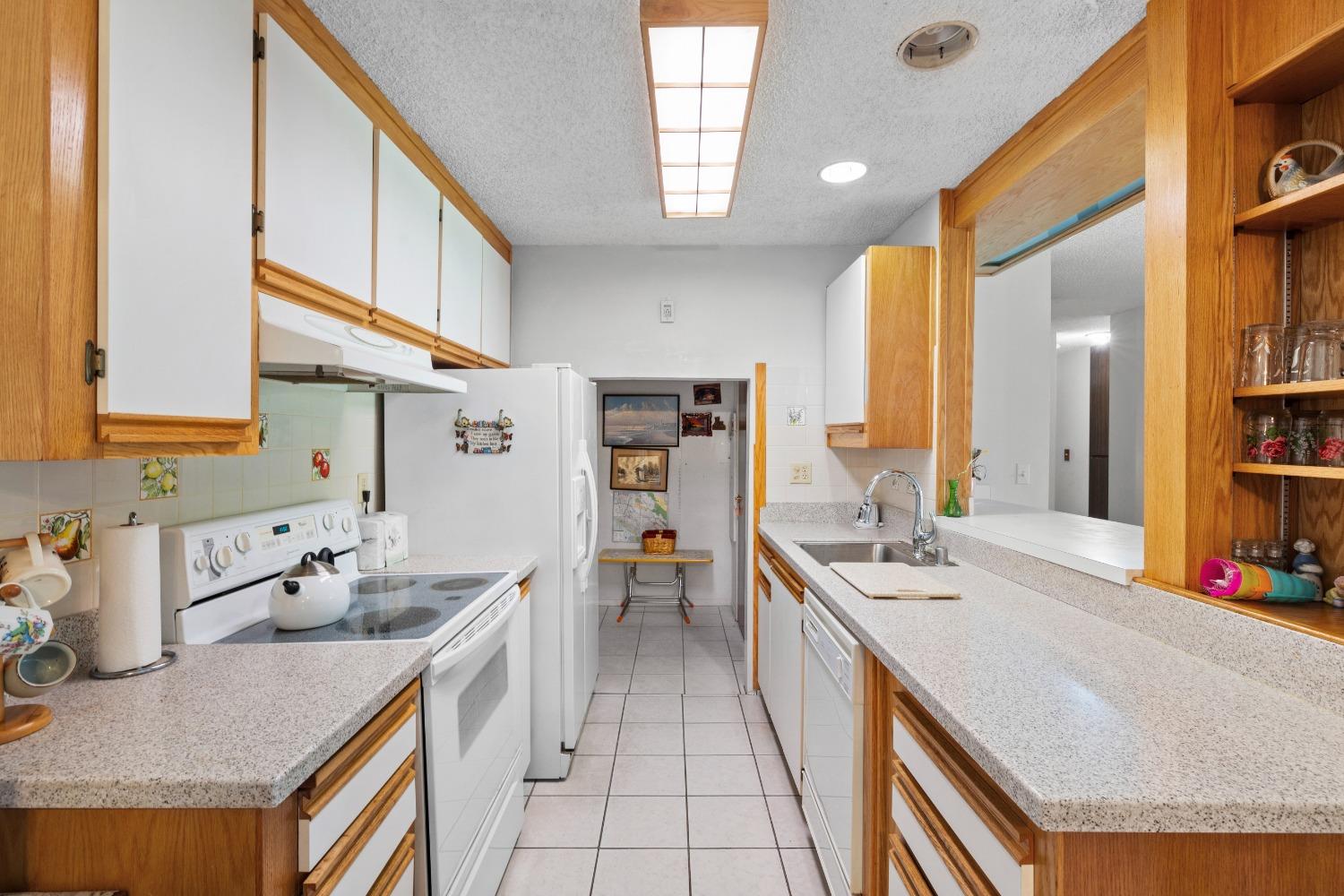 Shorepoint Court #109, Alameda, California image 13