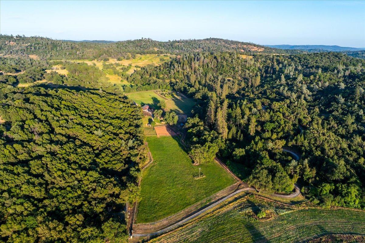 Detail Gallery Image 27 of 47 For 12841 Elster Place, Grass Valley,  CA 95949 - 1 Beds | 2 Baths