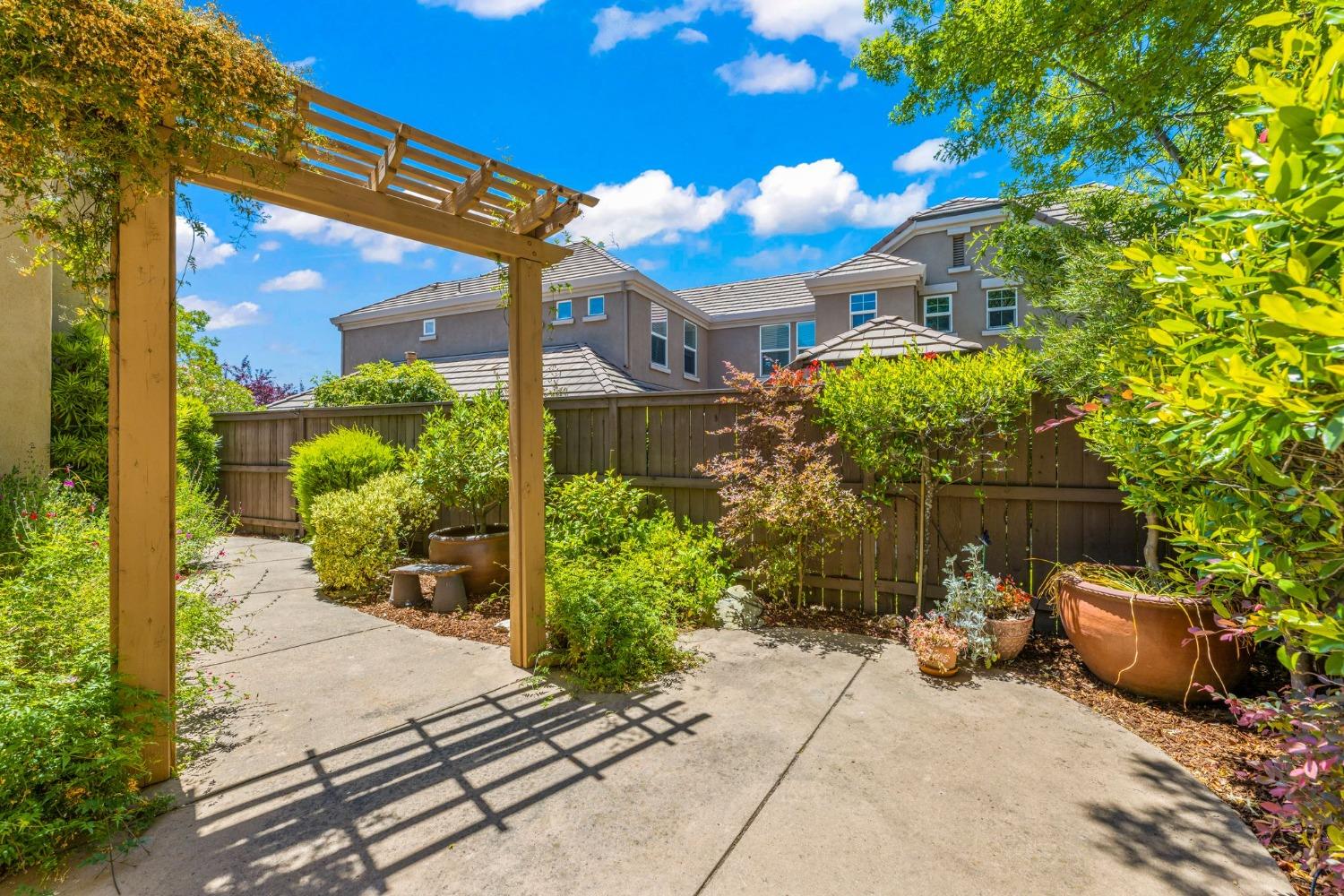 Detail Gallery Image 68 of 82 For 4232 Rimini Way, El Dorado Hills,  CA 95762 - 4 Beds | 3/1 Baths