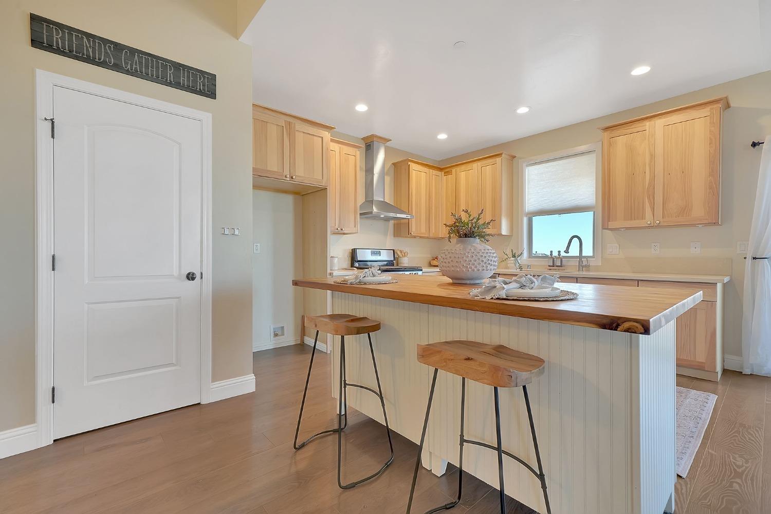 Detail Gallery Image 16 of 43 For 135 Hillside Pl, Jackson,  CA 95642 - 3 Beds | 2 Baths