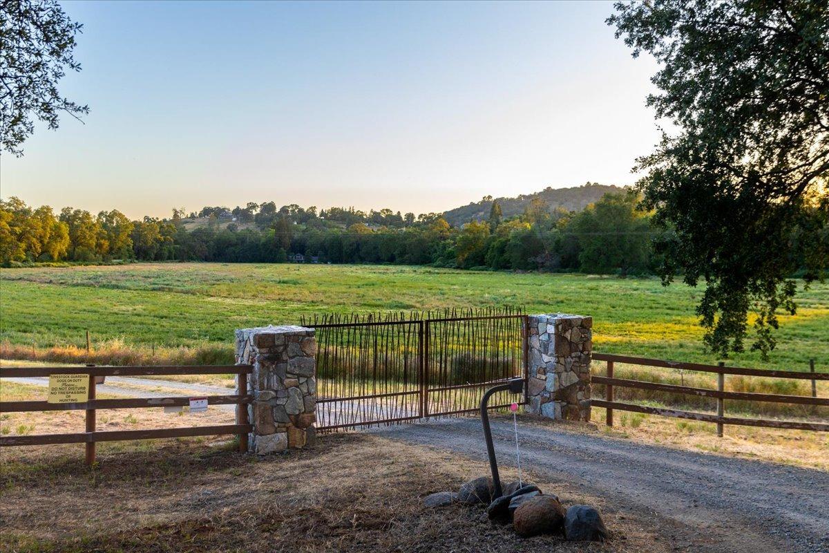 Detail Gallery Image 32 of 47 For 12841 Elster Place, Grass Valley,  CA 95949 - 1 Beds | 2 Baths