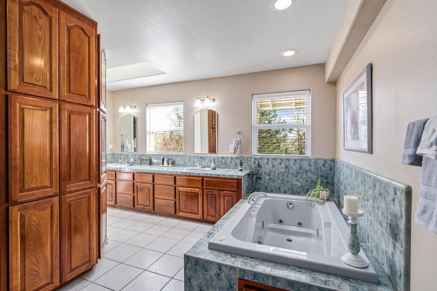 Detail Gallery Image 26 of 59 For 21140 Jimmersall Ln, Groveland,  CA 95321 - 4 Beds | 3/1 Baths