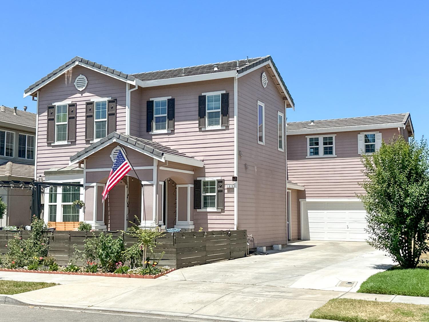 Detail Gallery Image 1 of 1 For 1373 Andleman Ct, Turlock,  CA 95382 - 3 Beds | 2/1 Baths