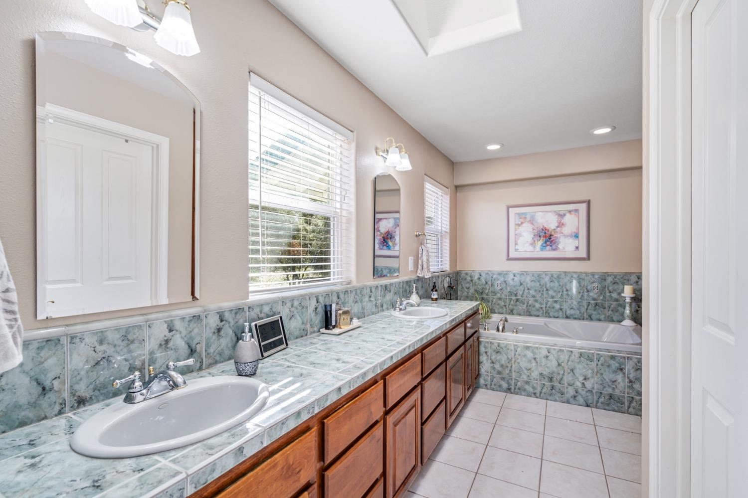 Detail Gallery Image 24 of 59 For 21140 Jimmersall Ln, Groveland,  CA 95321 - 4 Beds | 3/1 Baths