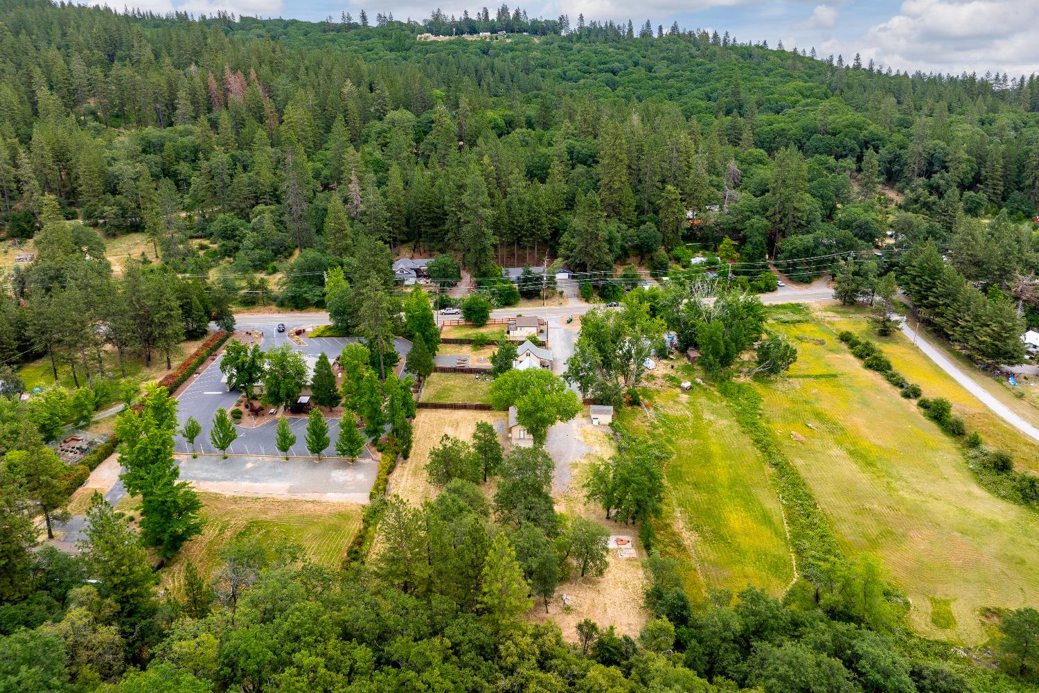 12896 La Barr Meadows Road, Grass Valley, California image 3