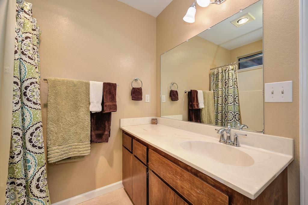 Detail Gallery Image 32 of 54 For 6222 Green Ridge Dr, Foresthill,  CA 95631 - 4 Beds | 3/1 Baths