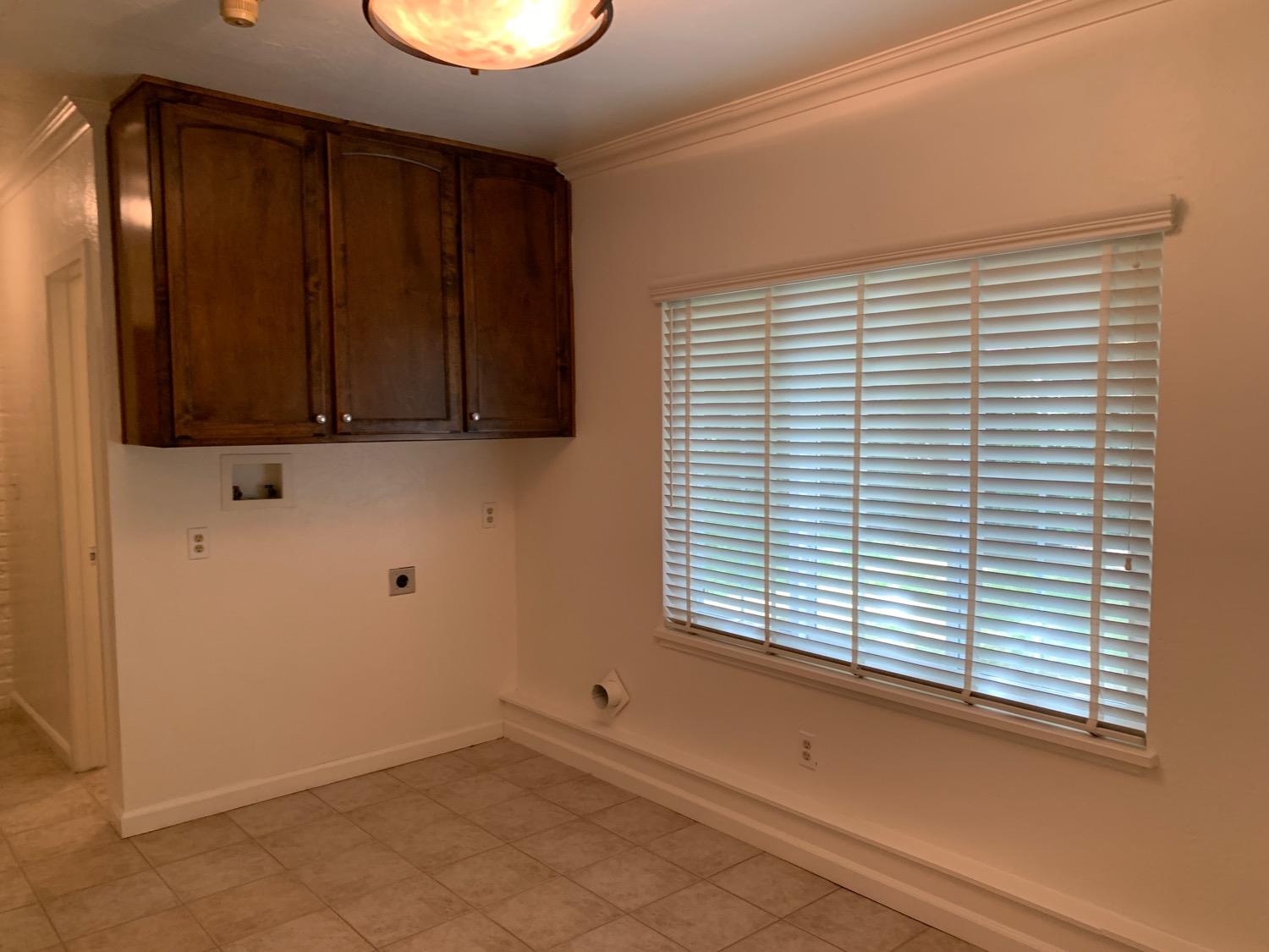 Detail Gallery Image 24 of 65 For 441 Trinity Ave, Yuba City,  CA 95991 - 3 Beds | 2/1 Baths