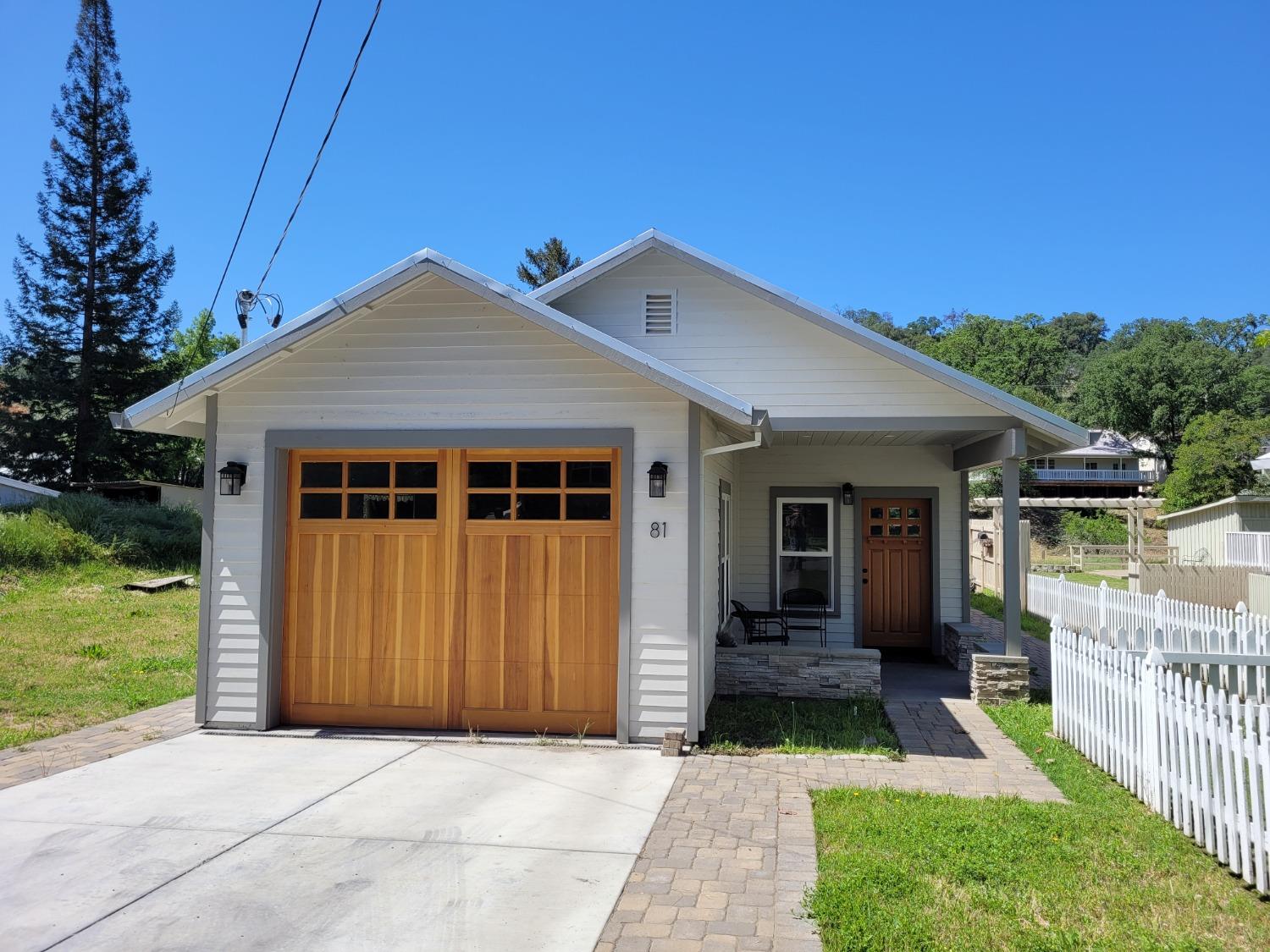 Spanish Street, Sutter Creek, California image 1