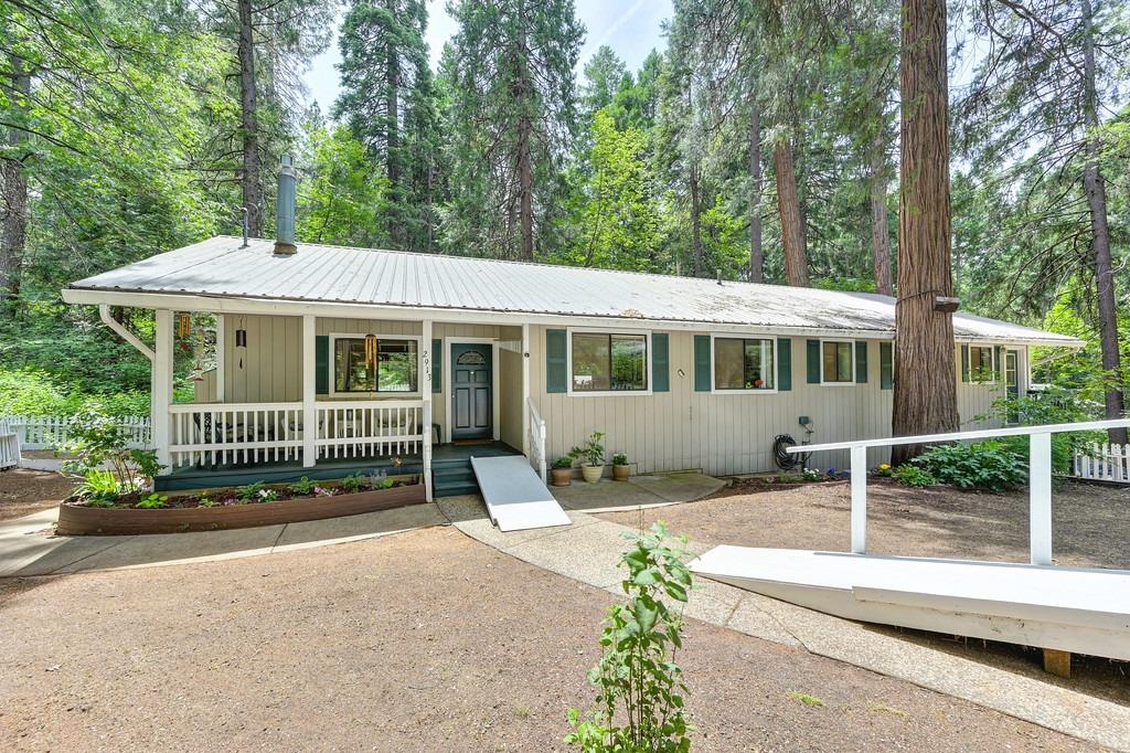 Detail Gallery Image 1 of 1 For 2913 Viona Rd, Pollock Pines,  CA 95726 - 3 Beds | 2 Baths