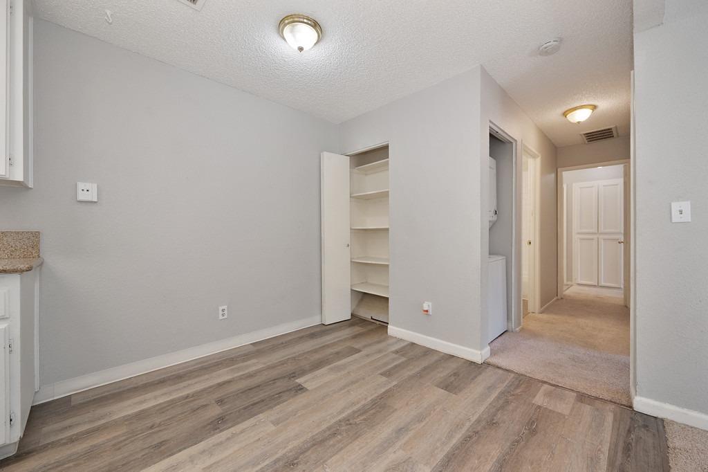 Detail Gallery Image 17 of 40 For 7283 Florin Mall Dr #6,  Sacramento,  CA 95823 - 2 Beds | 2 Baths