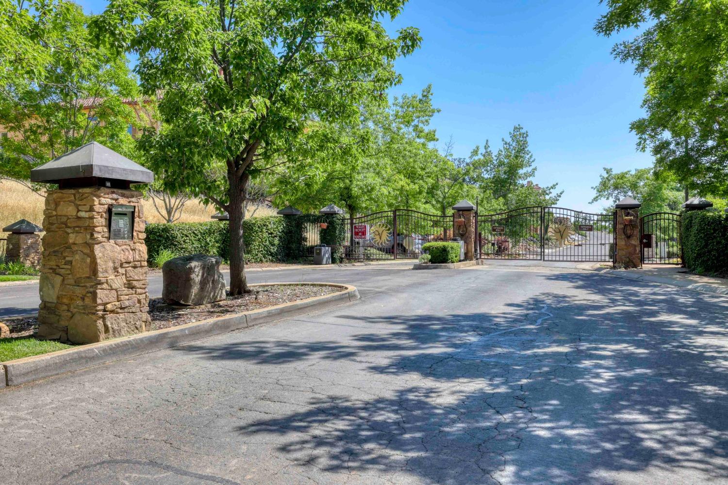 Detail Gallery Image 55 of 58 For 2781 via Fiori, El Dorado Hills,  CA 95762 - 4 Beds | 4/1 Baths