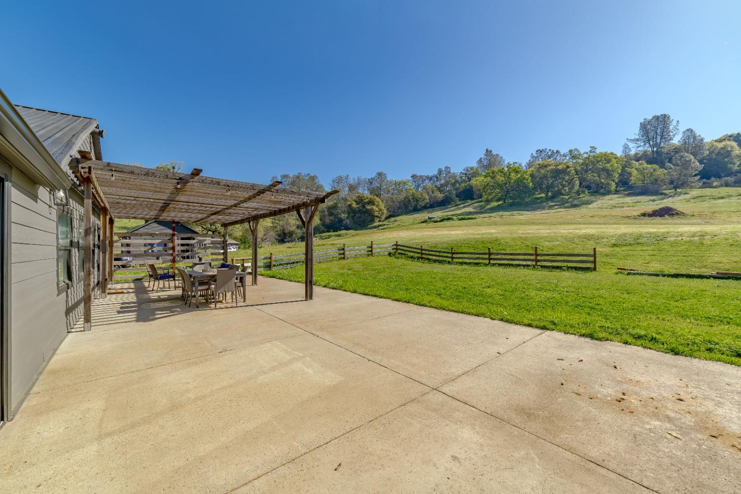 Detail Gallery Image 31 of 81 For 1781 Springvale Rd, Placerville,  CA 95667 - 5 Beds | 4/3 Baths