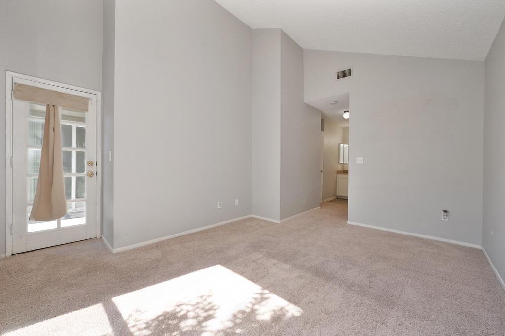 Detail Gallery Image 35 of 40 For 7283 Florin Mall Dr #6,  Sacramento,  CA 95823 - 2 Beds | 2 Baths