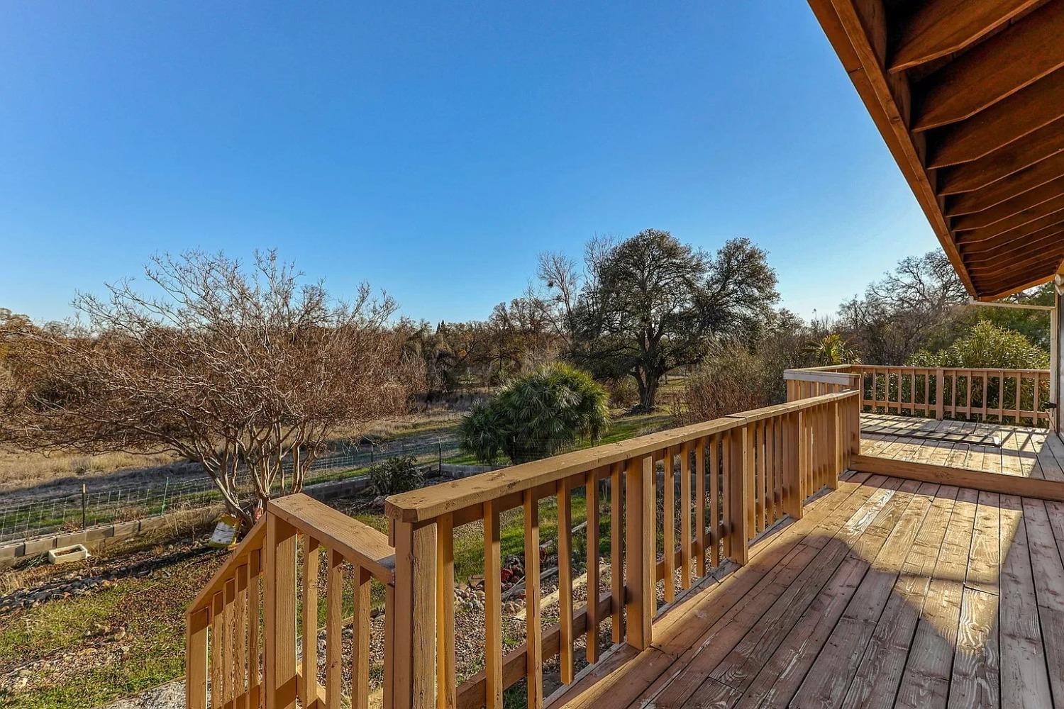 Detail Gallery Image 6 of 28 For 19045 Paradise Ct, Cottonwood,  CA 96022 - 3 Beds | 2/1 Baths