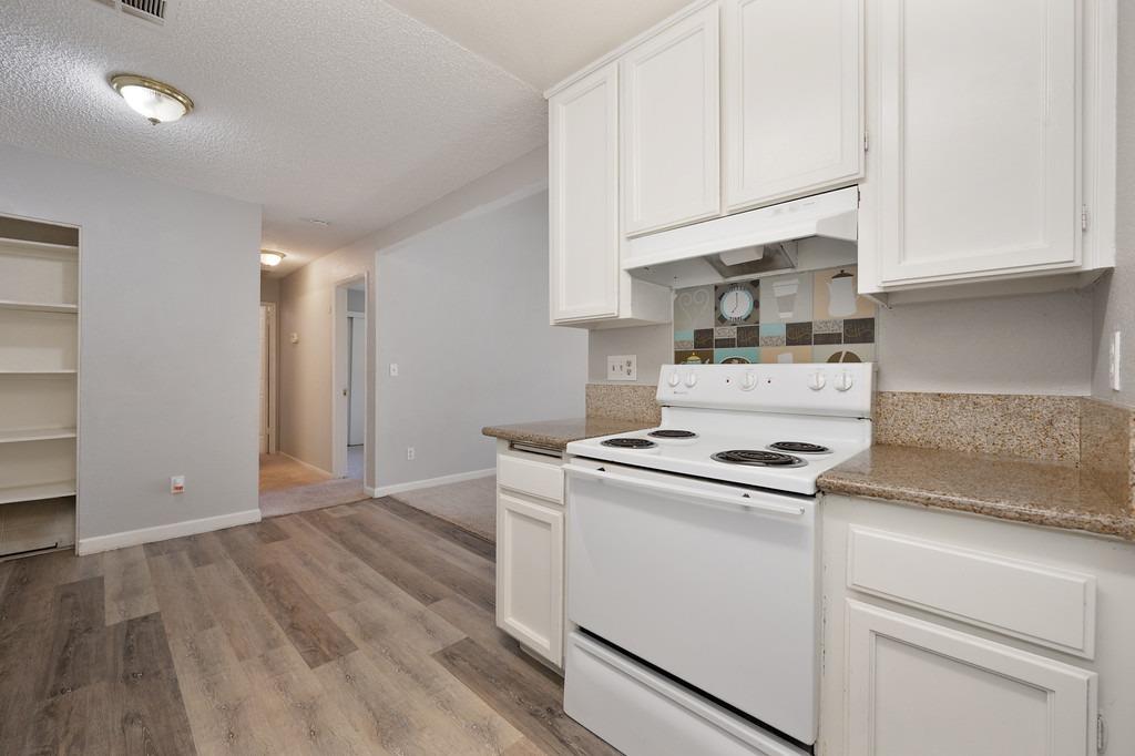 Detail Gallery Image 23 of 40 For 7283 Florin Mall Dr #6,  Sacramento,  CA 95823 - 2 Beds | 2 Baths