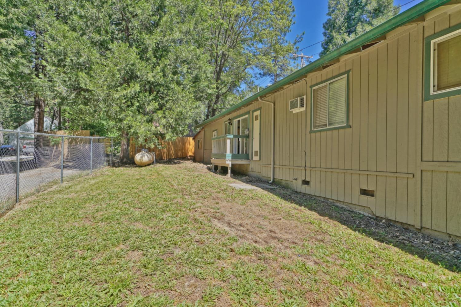 Detail Gallery Image 33 of 45 For 5933 Pony Express Trl, Pollock Pines,  CA 95726 - 3 Beds | 2 Baths