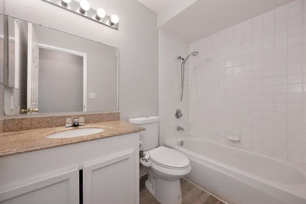 Detail Gallery Image 28 of 40 For 7283 Florin Mall Dr #6,  Sacramento,  CA 95823 - 2 Beds | 2 Baths