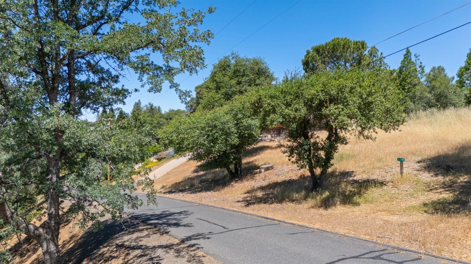 Longview Street, Groveland, California image 7