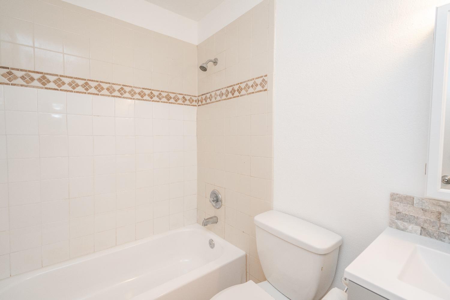 Sapphire Dr #2, Auburn, California image 14