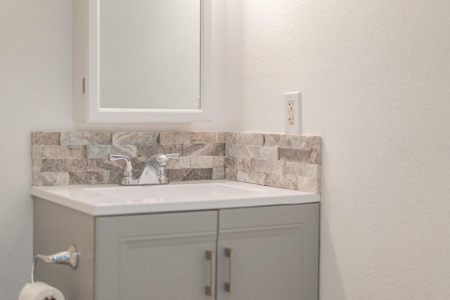 Sapphire Dr #2, Auburn, California image 15