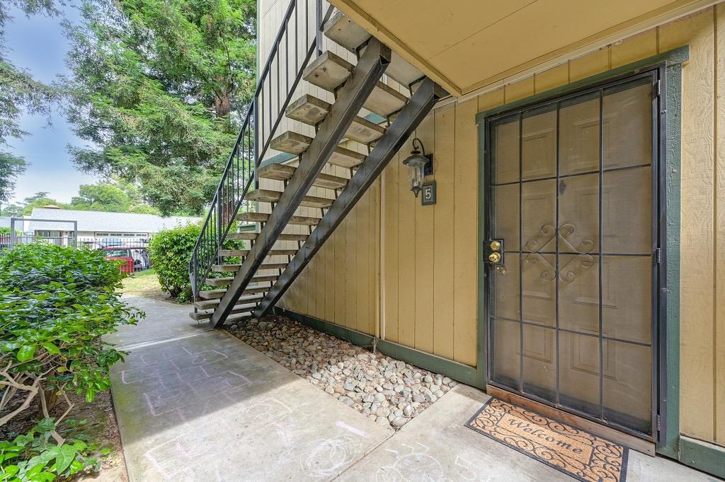 Photo #2: 224061764 Listing 