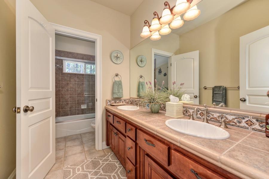 Detail Gallery Image 32 of 78 For 12933 Elk Ln, Grass Valley,  CA 95945 - 4 Beds | 2/2 Baths