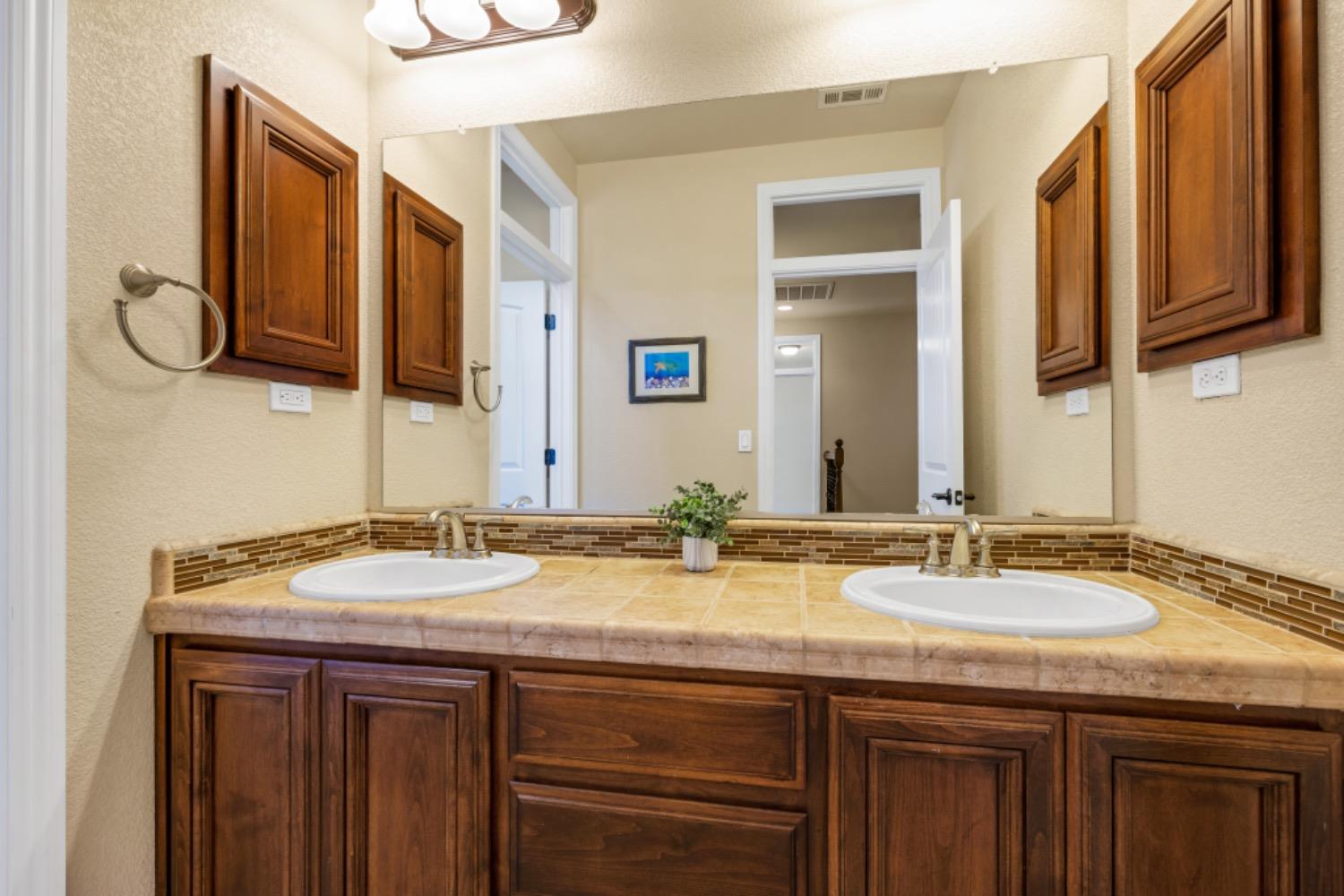 Orchard Circle, Penryn, California image 35