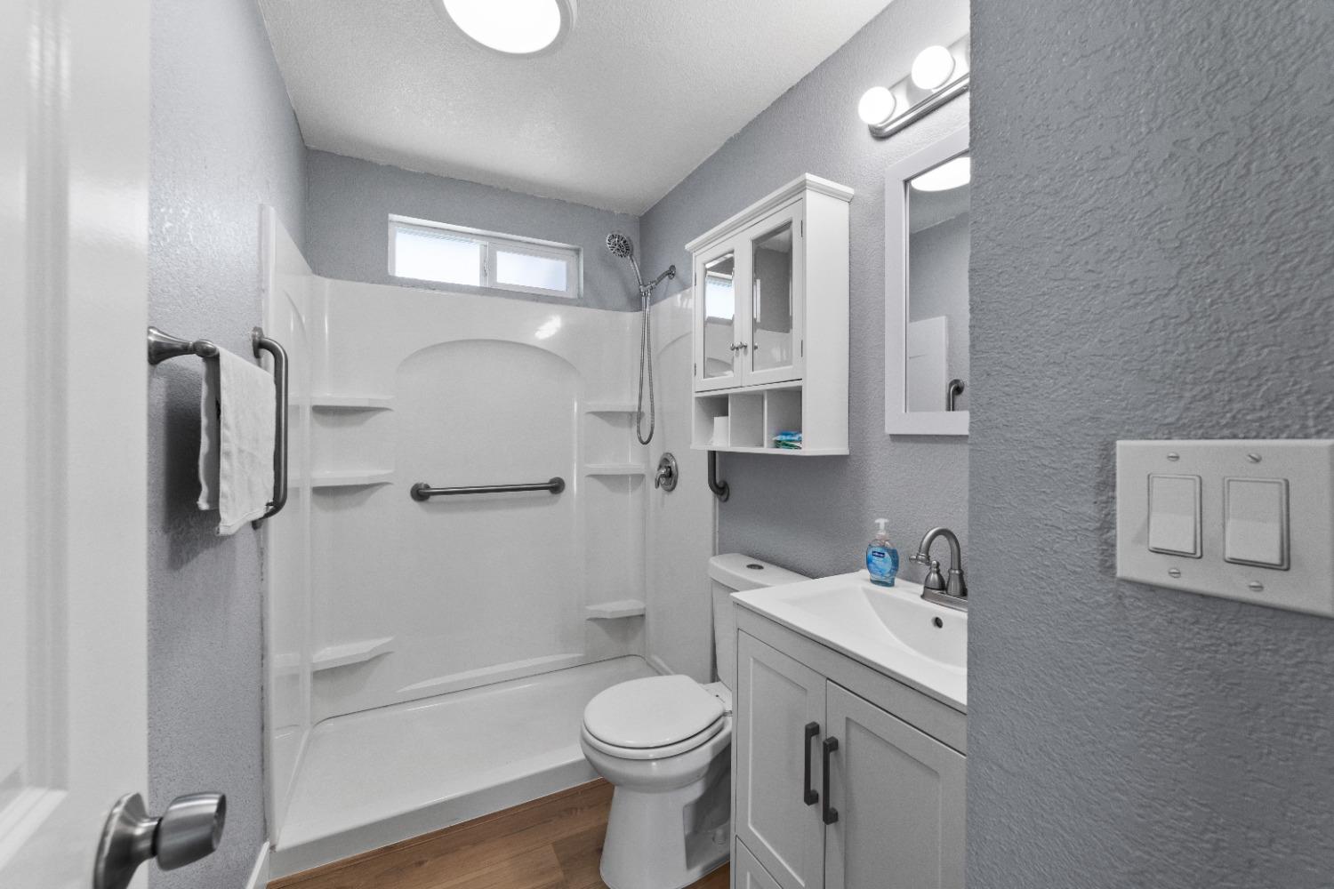 Arcano Way, Rio Linda, California image 3