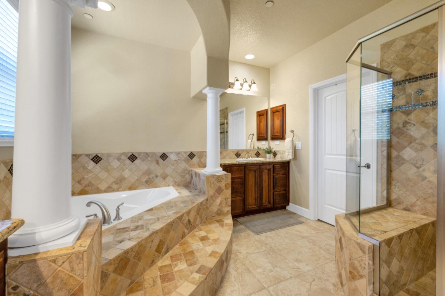 Orchard Circle, Penryn, California image 22