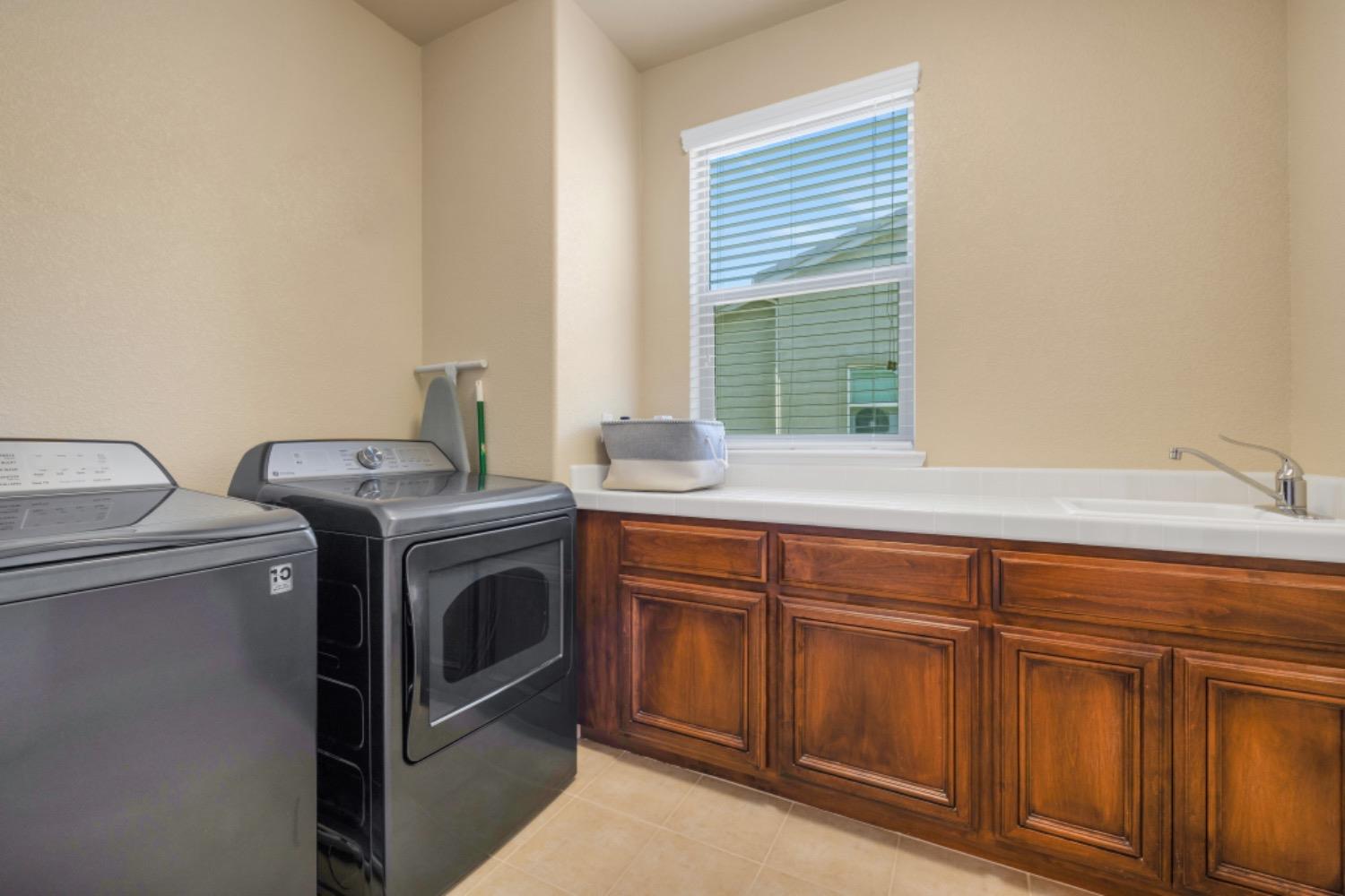 Orchard Circle, Penryn, California image 36