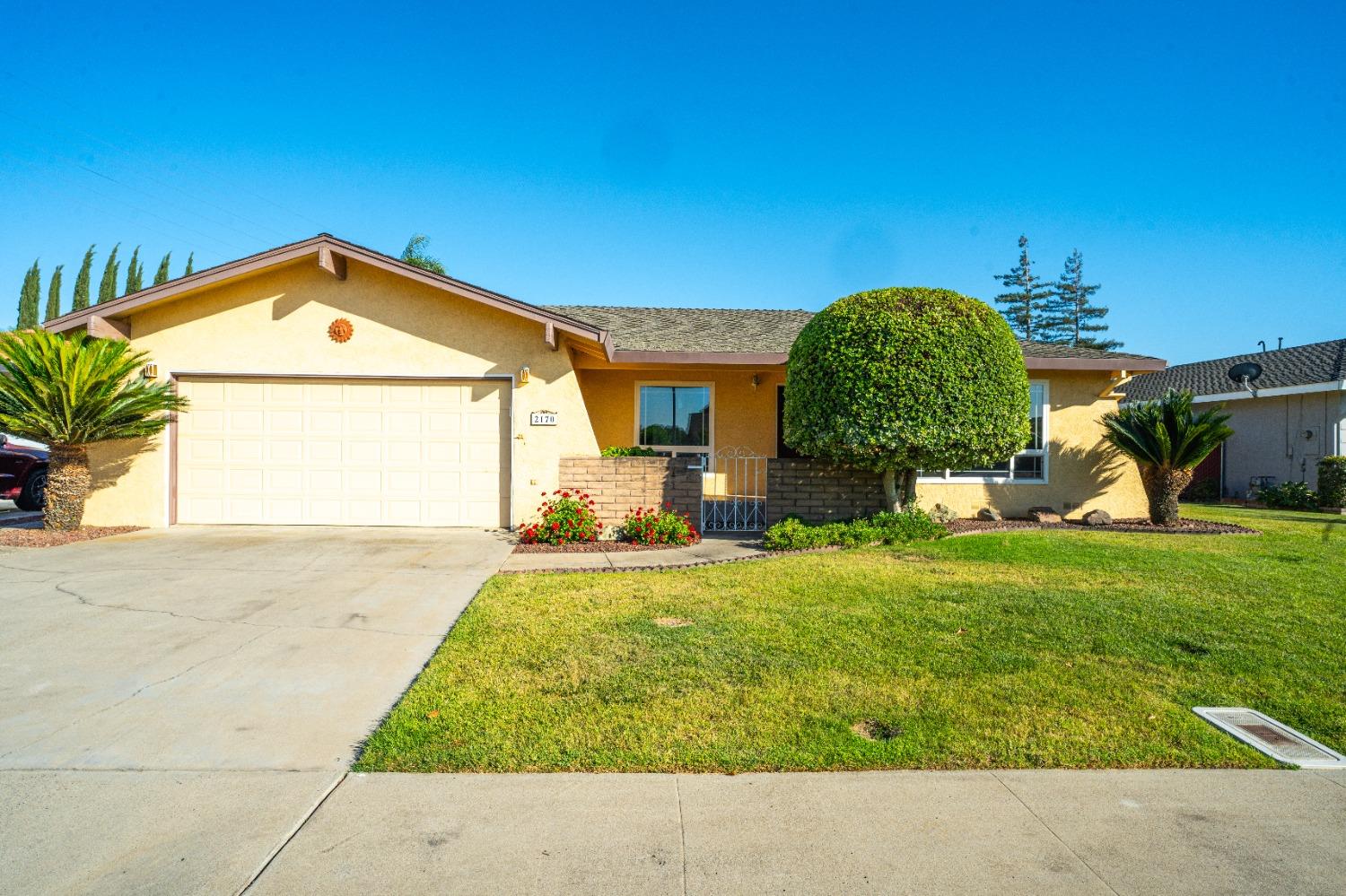 Detail Gallery Image 1 of 1 For 2170 Falcon Ct, Atwater,  CA 95301 - 3 Beds | 2 Baths